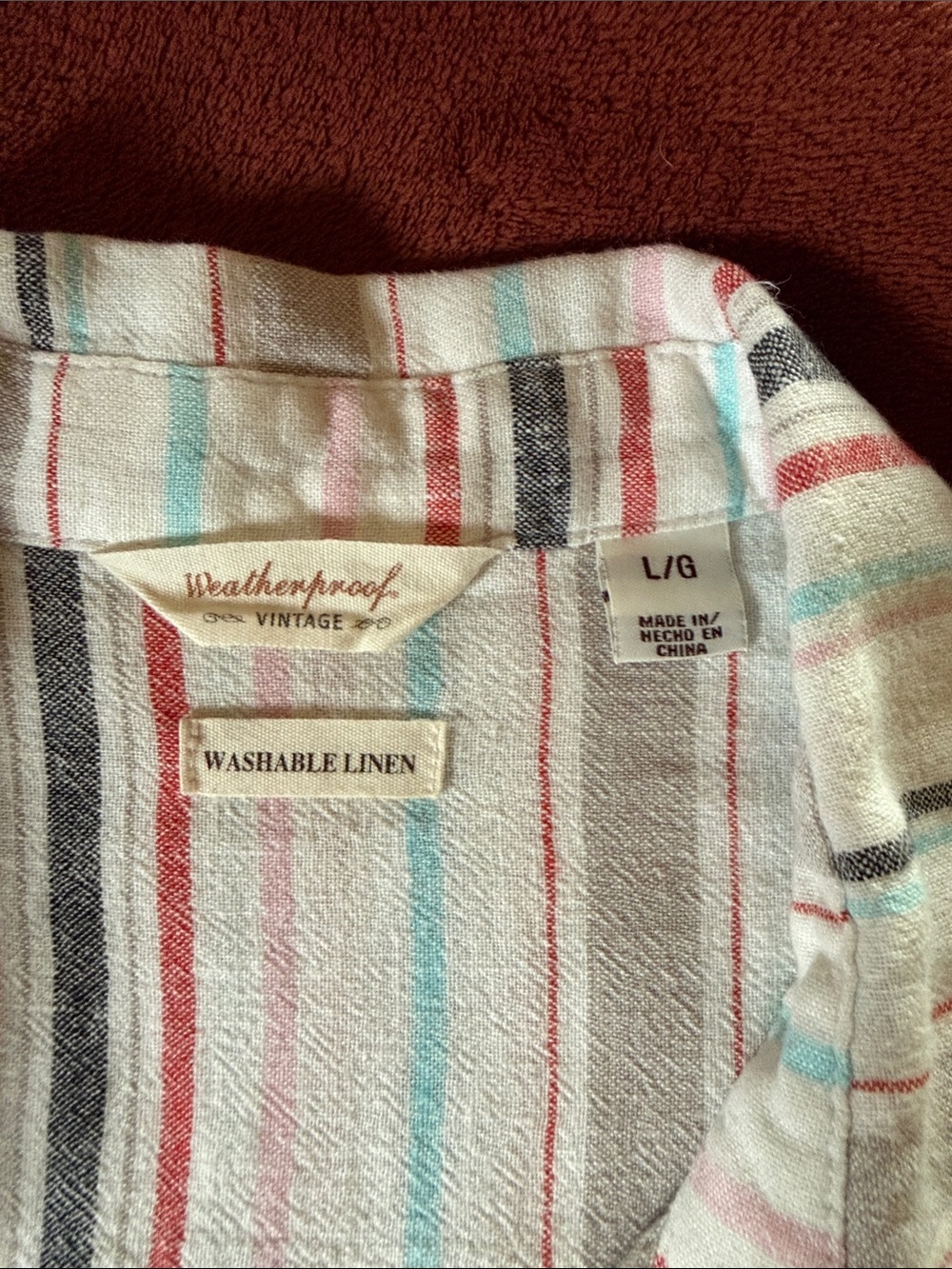 Two Weatherproof Vintage Short-Sleeve Button-Down Shirts - Casual Relaxed Fit - Picture 2 of 8